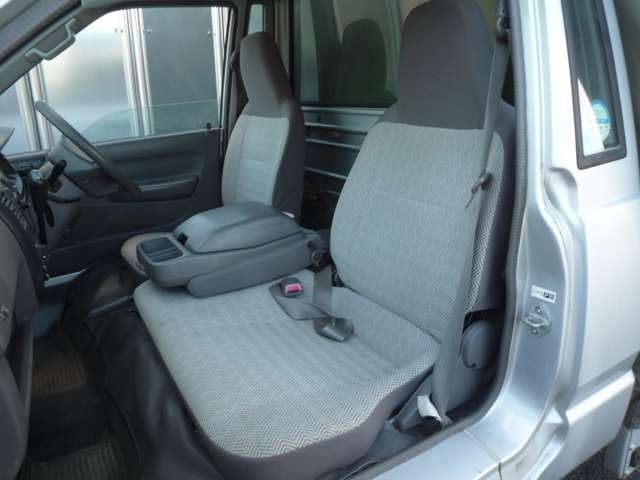 Toyota Light Ace Truck 10