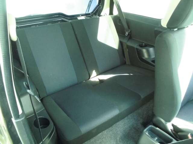 Mitsubishi Pajero Mini 11