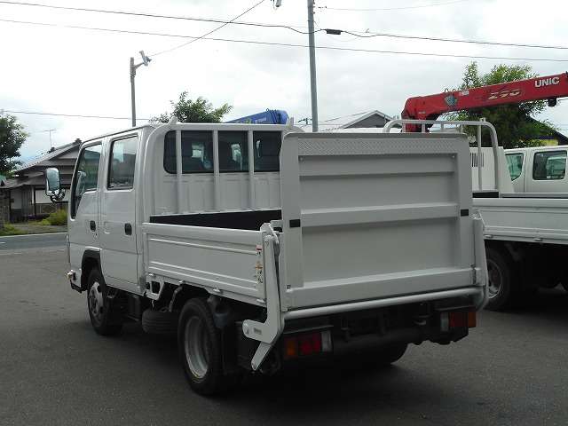 Isuzu Elf 9