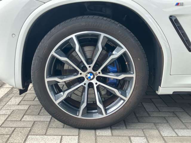 BMW X4 8