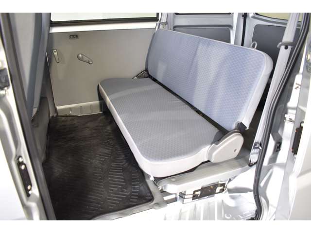 Mitsubishi Minicab EV 12