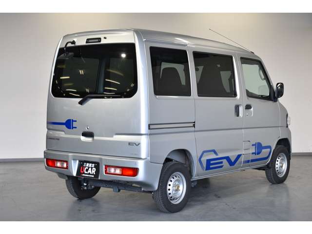 Mitsubishi Minicab EV 2