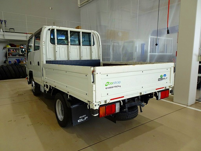 Isuzu Elf 12