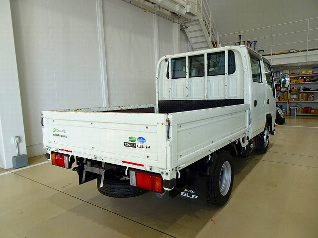 Isuzu Elf 2