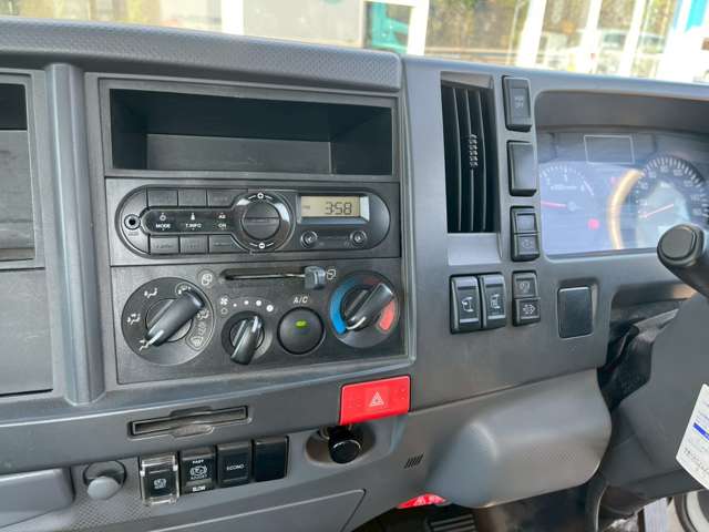 Isuzu Elf 5