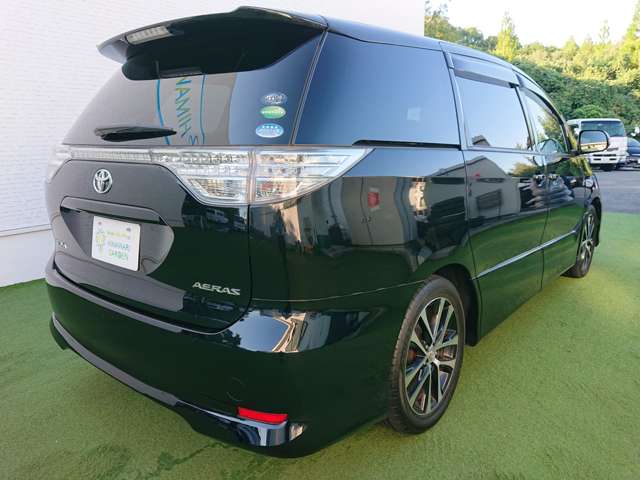 Toyota Estima 13