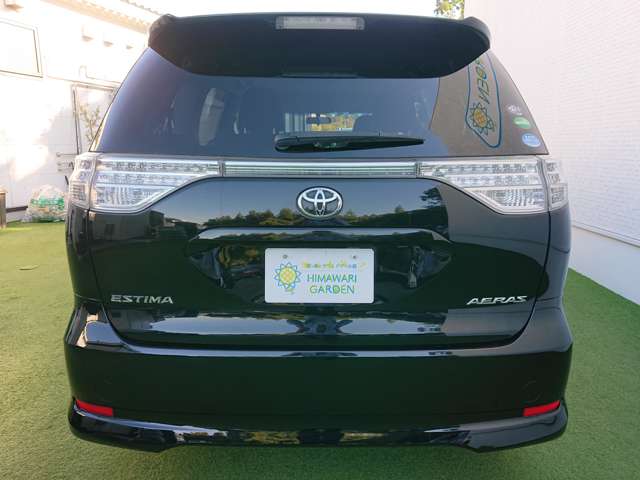 Toyota Estima 12