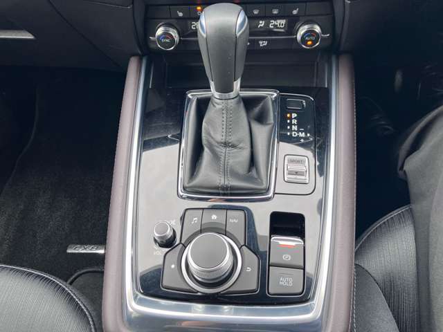 Mazda CX-8 10
