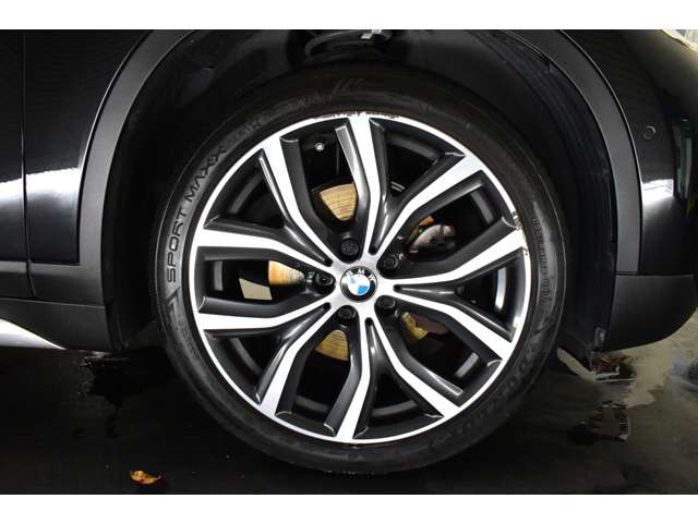 BMW X1 7