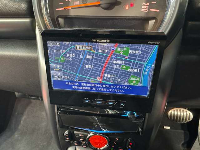 MINI Crossover 5