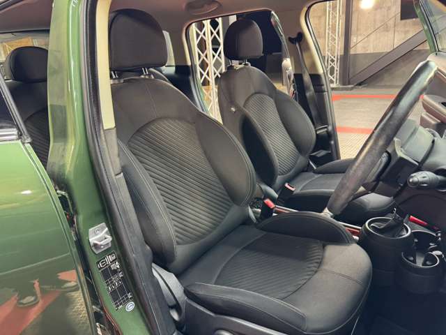 MINI Crossover 10