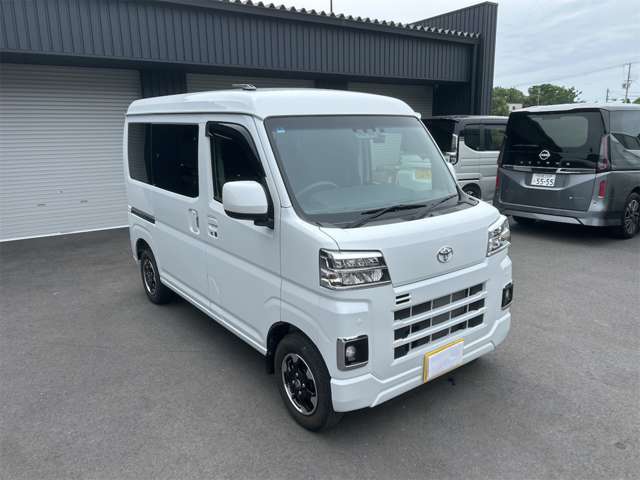 Toyota Pixis Van 4