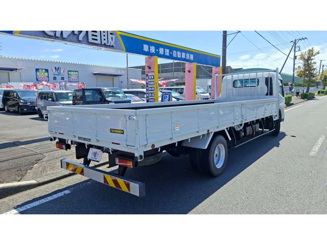 Mitsubishi Fuso Canter 6