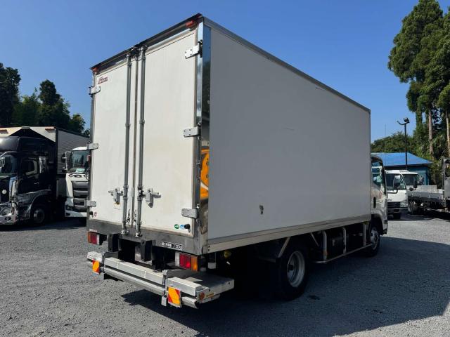 Isuzu Elf 4