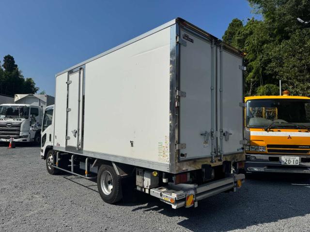 Isuzu Elf 5