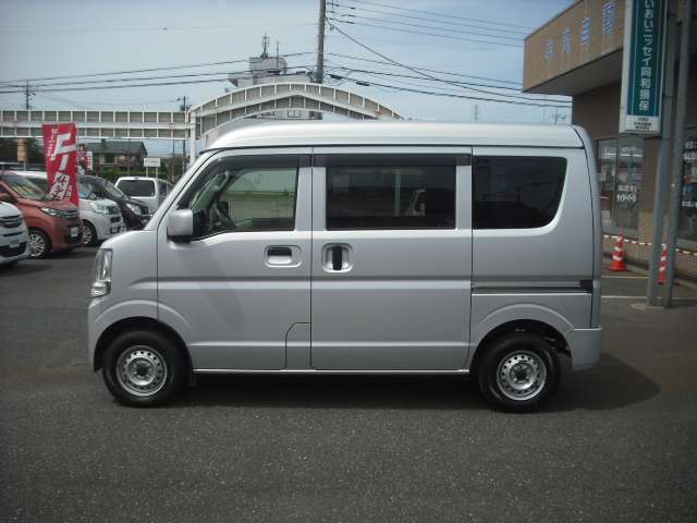 Nissan NV100 Clipper 5