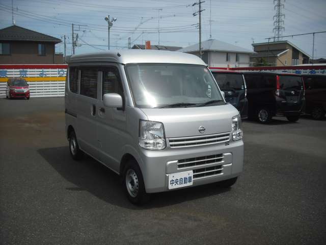 Nissan NV100 Clipper 8