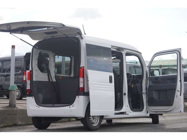 Honda N-VAN 11