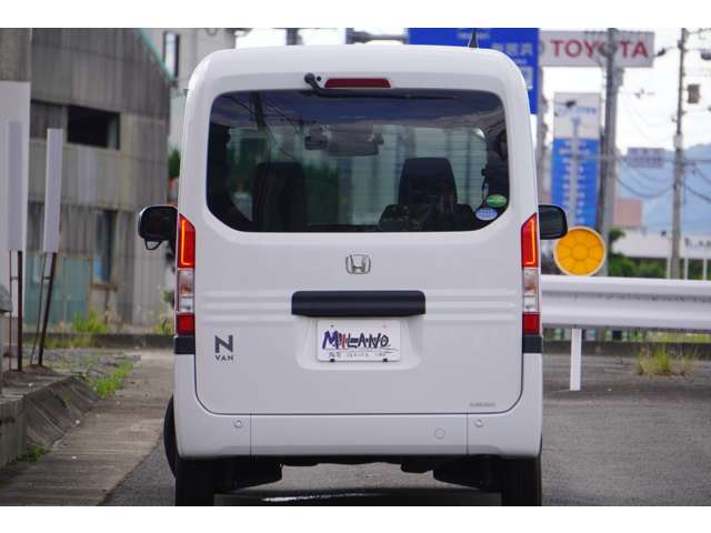 Honda N-VAN 8