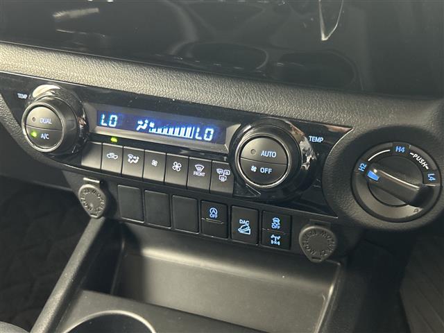 Toyota Hilux 12