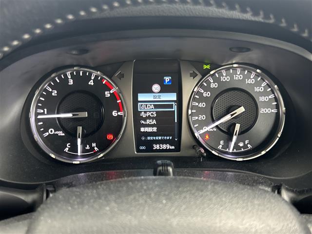 Toyota Hilux 4