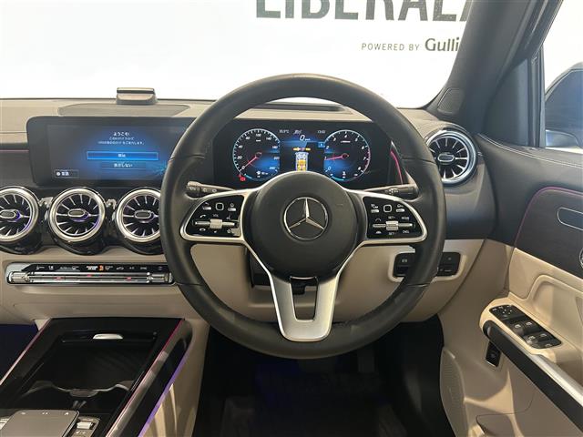 Mercedes-Benz GLB 6