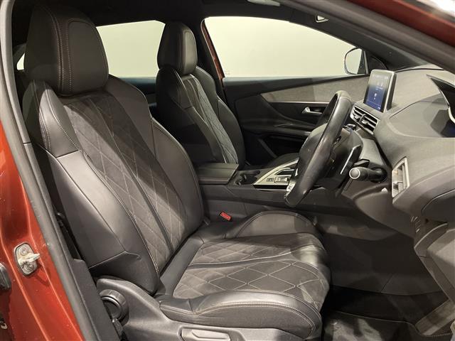 Peugeot 3008 7