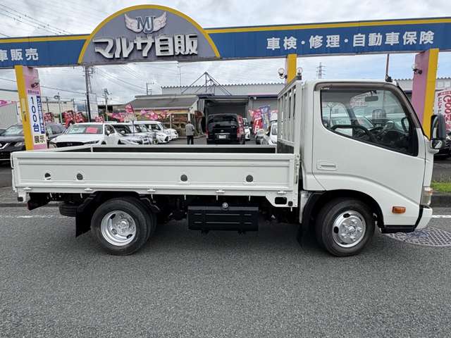 Hino Dutro 8
