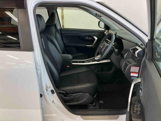 Daihatsu Rocky 7