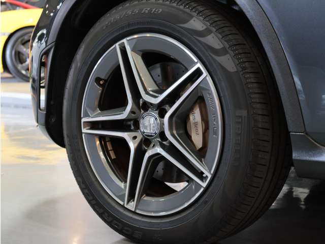Mercedes-Benz GLC 5