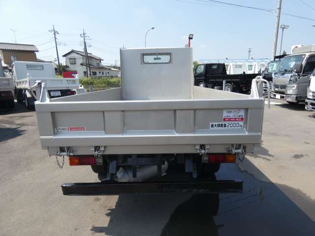 Mitsubishi Fuso Canter 7