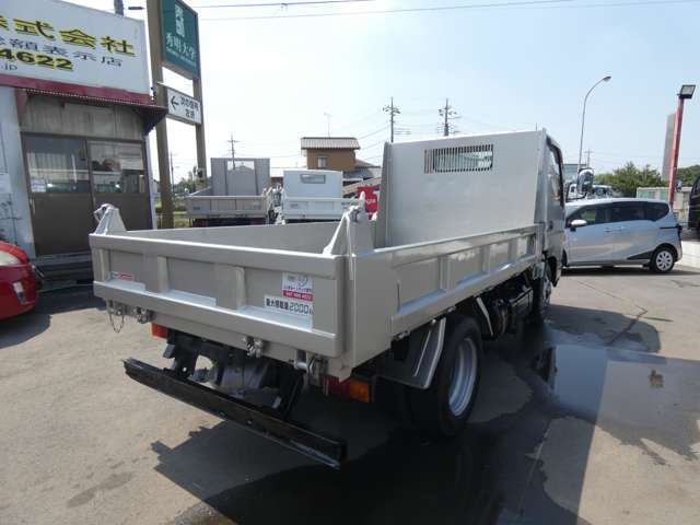 Mitsubishi Fuso Canter 8