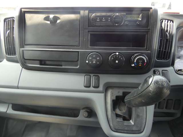 Mitsubishi Fuso Canter 11