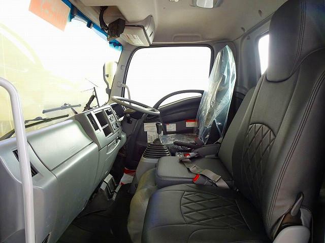 Isuzu Forward 9