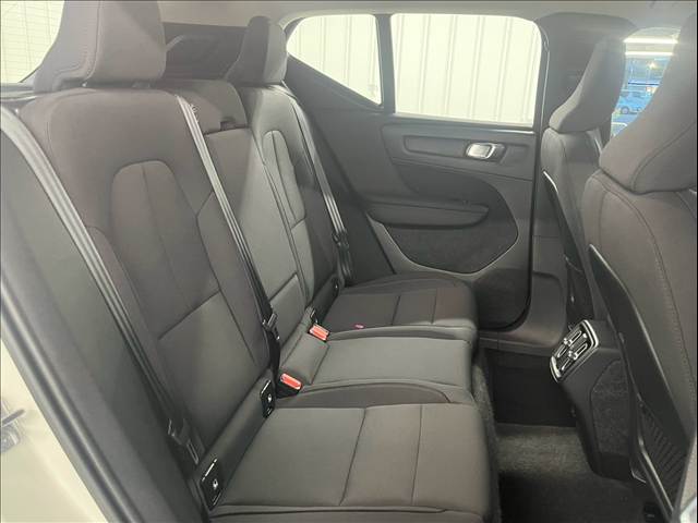 Volvo XC40 12