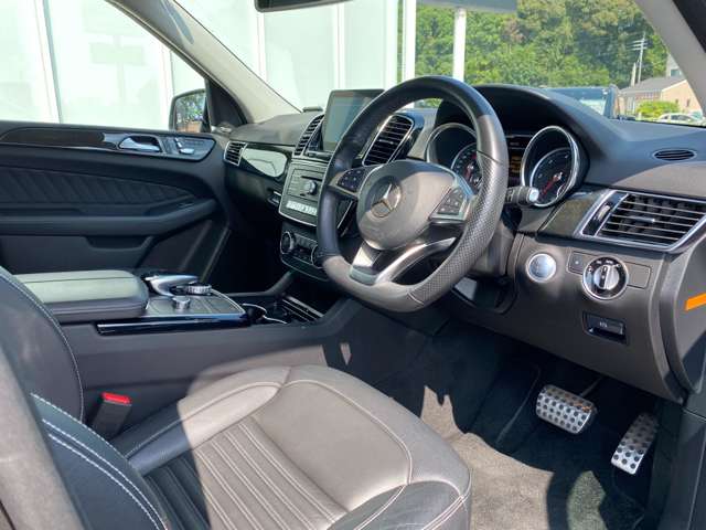 Mercedes-Benz GLE 10