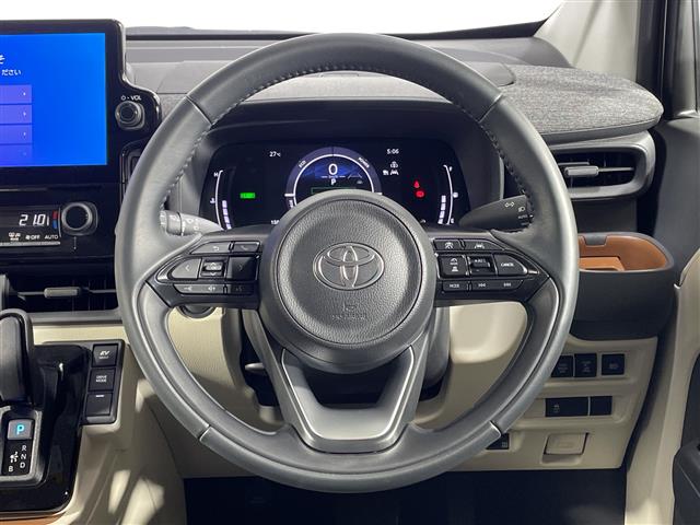Toyota Sienta 10