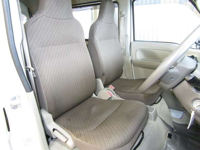 Nissan NV100 Clipper 6