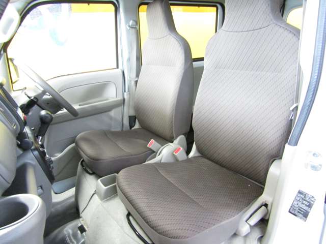 Nissan NV100 Clipper 7