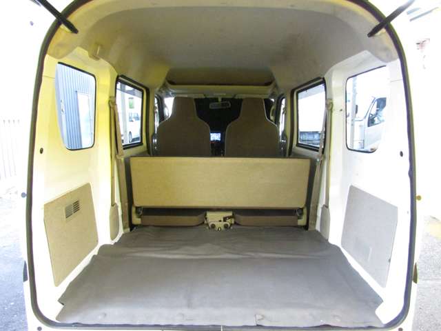 Nissan NV100 Clipper 9