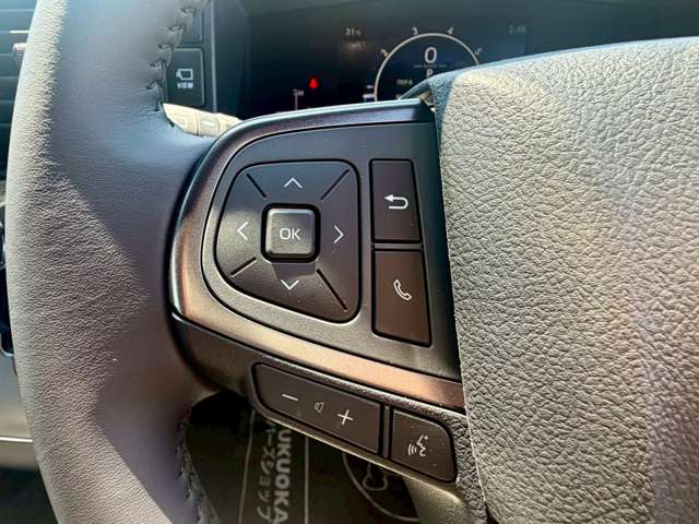 Toyota Hiace Van 8
