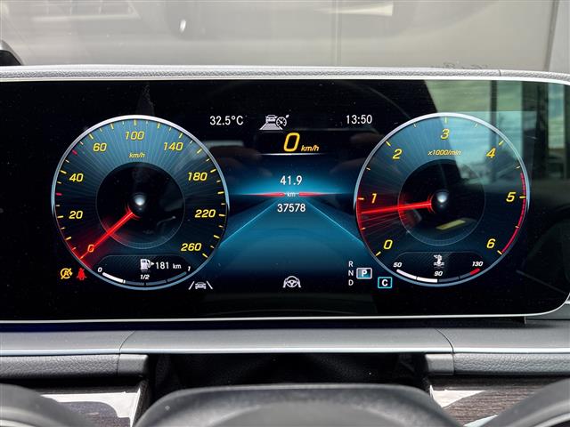 Mercedes-Benz GLE 8