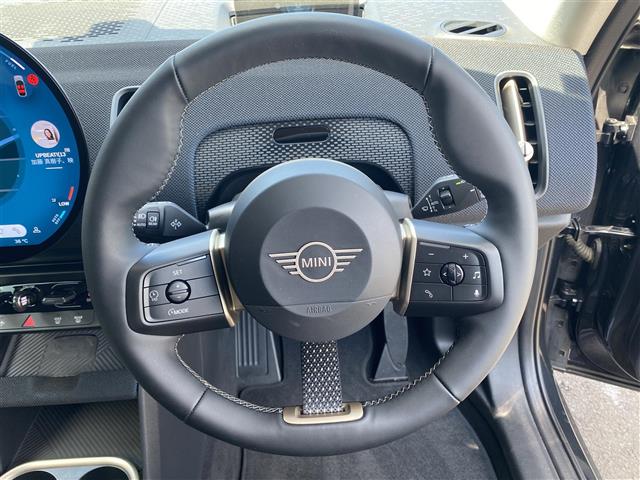 MINI Countryman 5