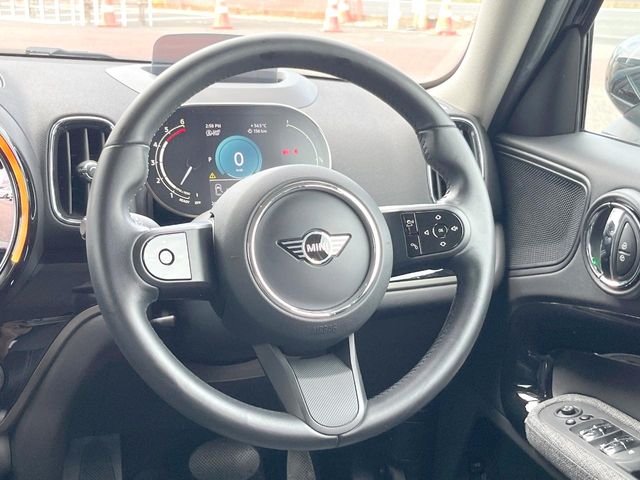 MINI Crossover 11
