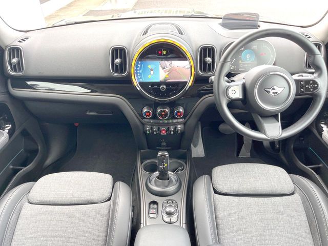 MINI Crossover 2