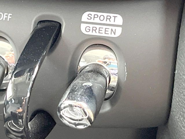 MINI Crossover 8