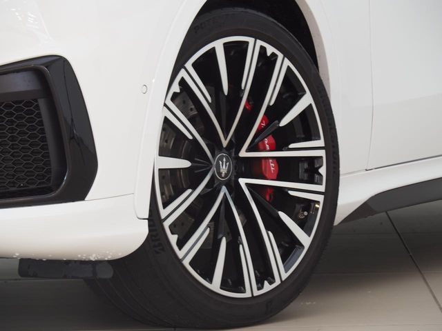 Maserati Grecale 8