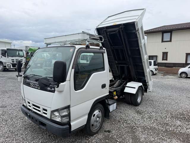 Isuzu Elf 9
