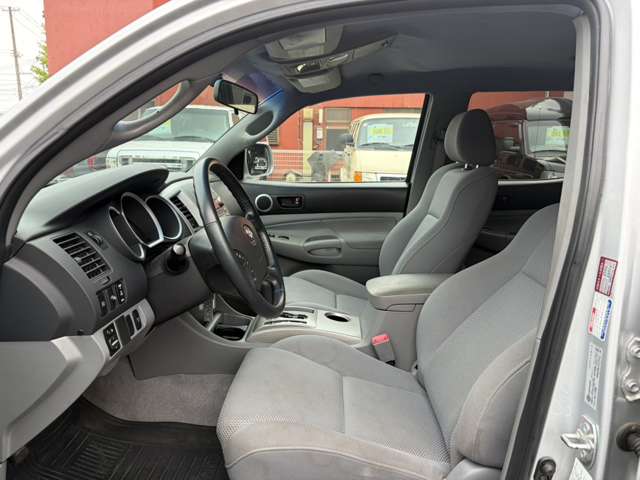 Toyota Tacoma 12