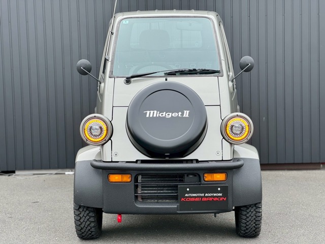 Daihatsu Midget II 6